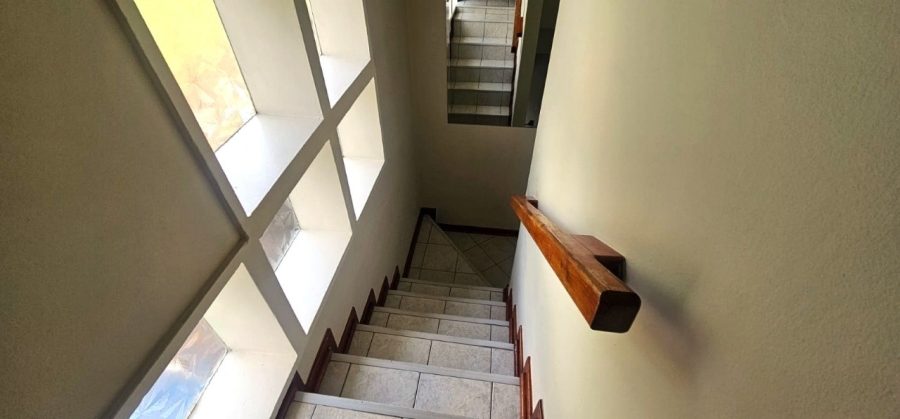 To Let 3 Bedroom Property for Rent in Safari Gardens North West